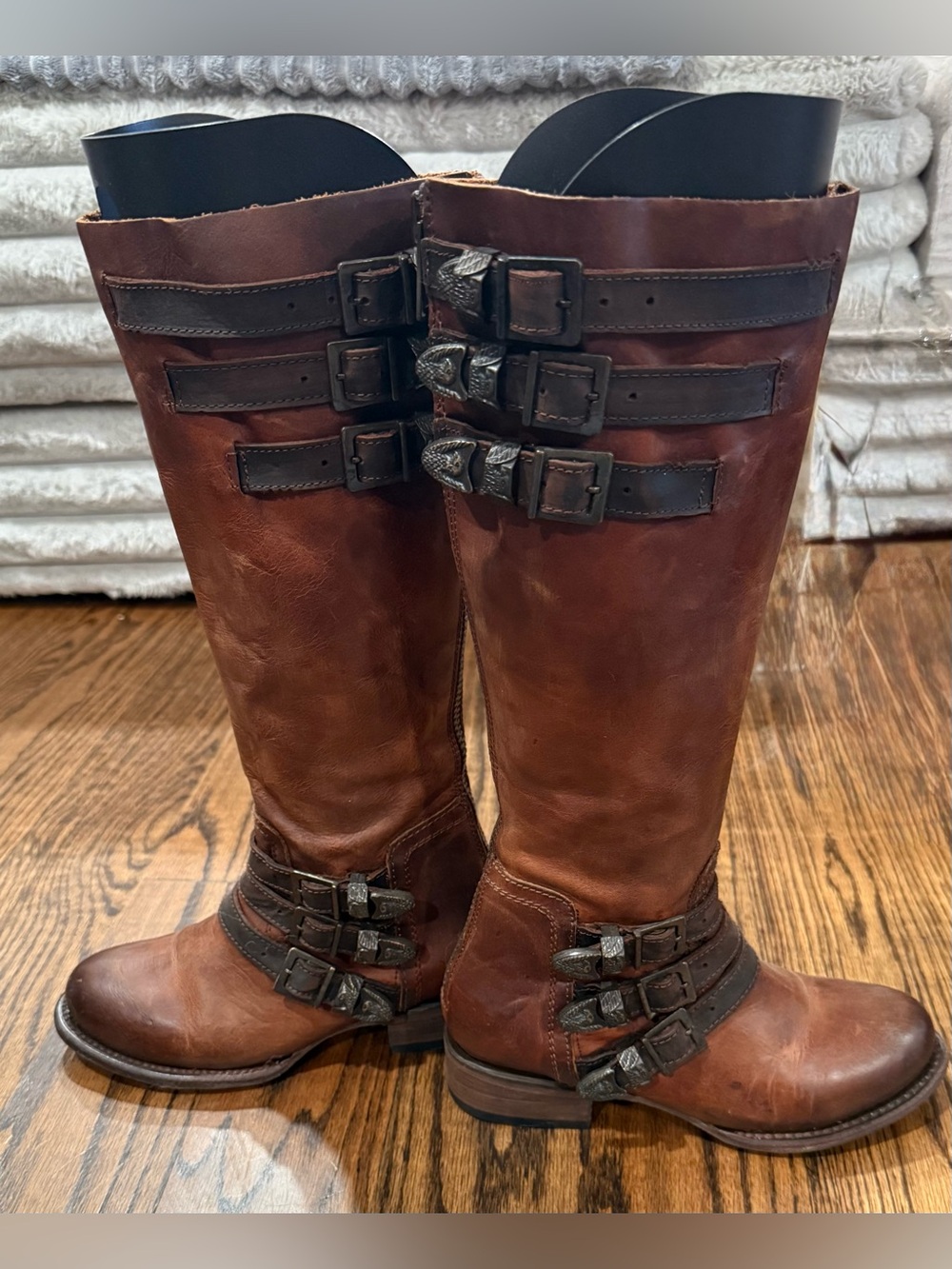 Great condition! Freebird by Steven Raylene Boots. Size 7.